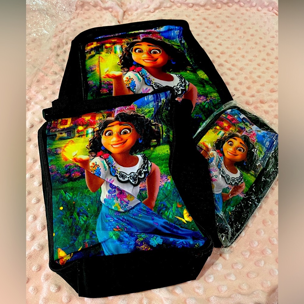 🔆New in Package Encanto Kids Backpack, Lunch Bag & Pencil Case set